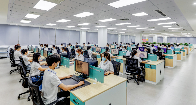 Large-scale CAD design and machining capabilities